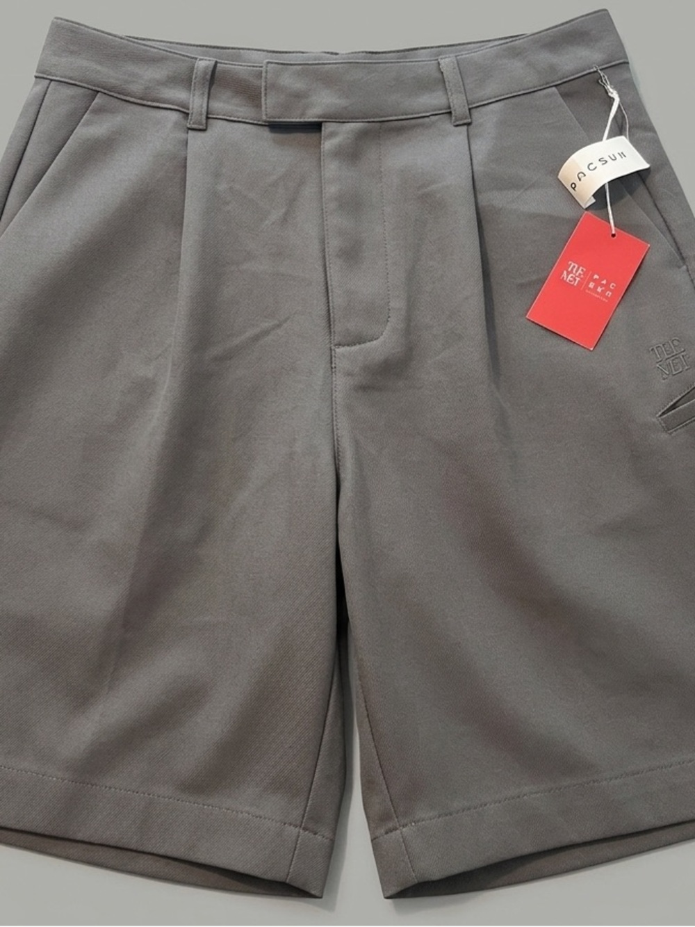 NWT The Met x PacSun Men's Chino Shorts - Khaki Beige. Size 32